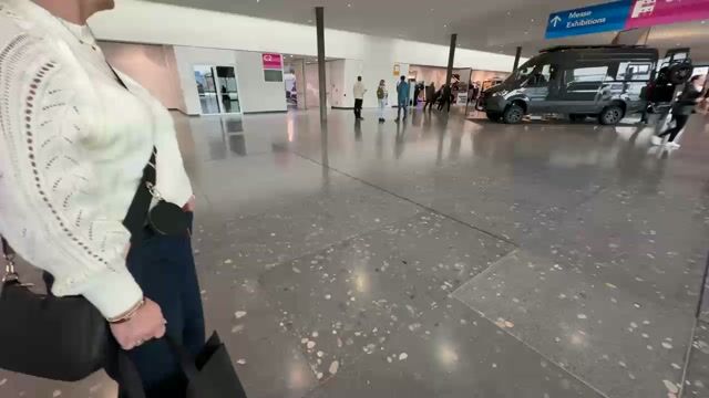 Rundgang auf der CMT mit Mustang Klaus