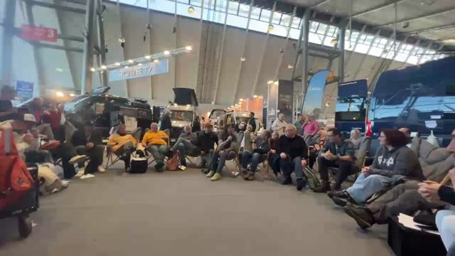 Creator Open Table im Wohnzimmer